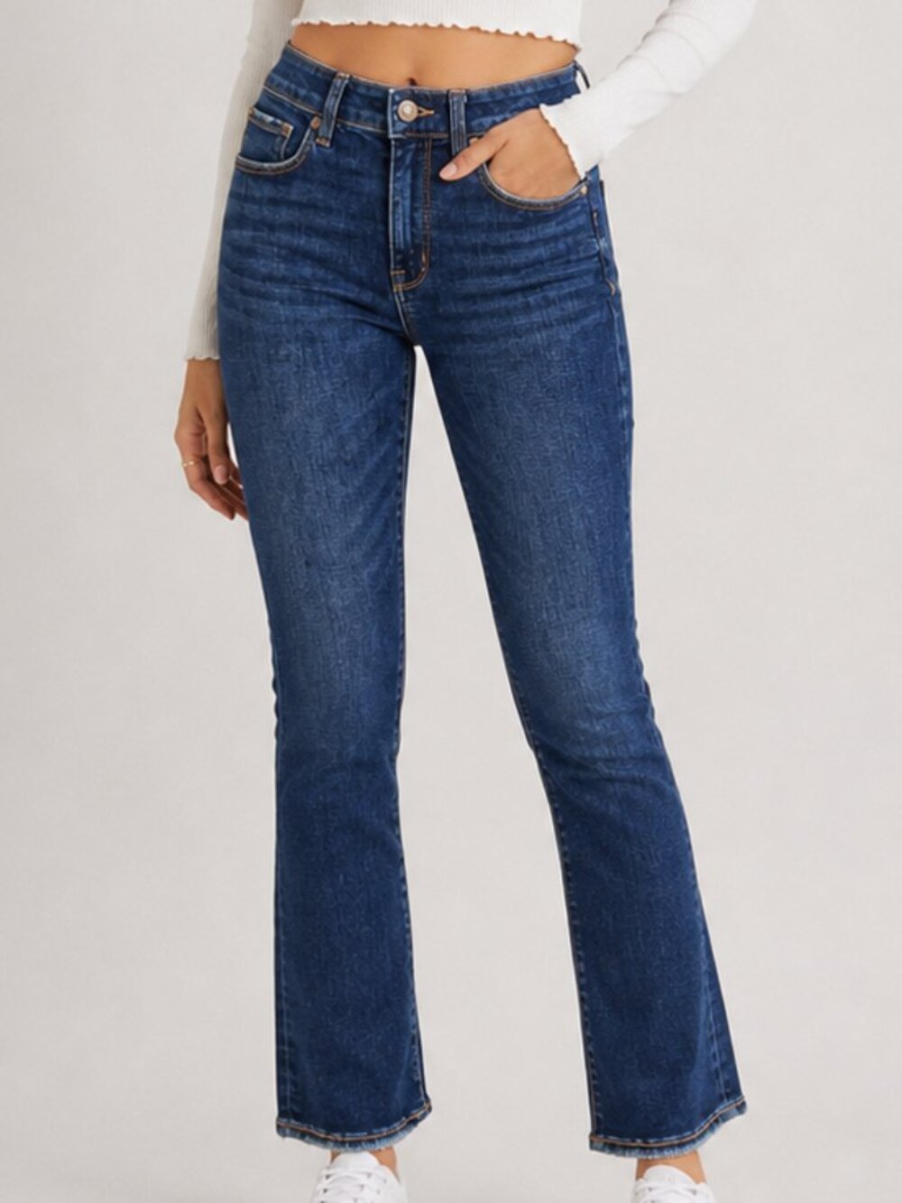 American Eagle High-Waisted Jean Dark Wash Size 4